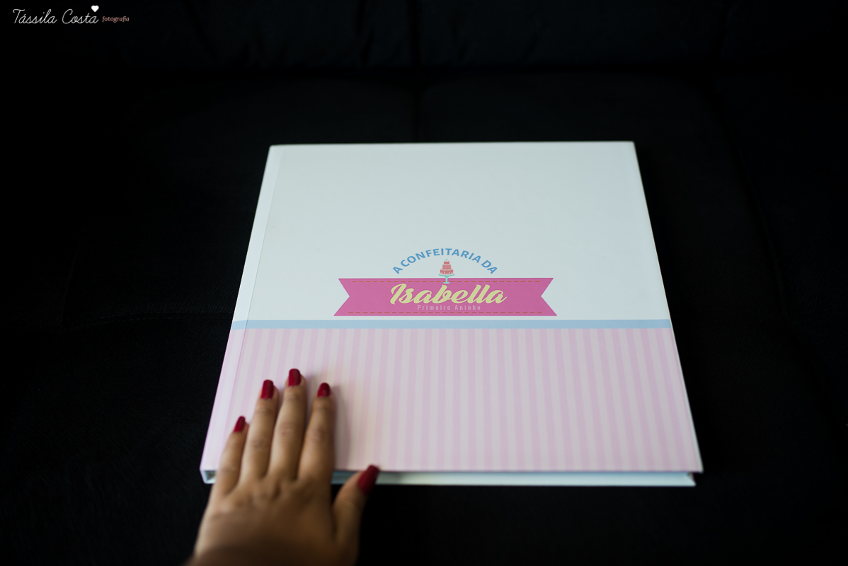 álbum 30x30, album de aniversario, festa infantil, registro eterno, fotolivro, álbum de fotos, álbum de capa dura, álbum da familia, fotos em vila velha,
festa infantil, aniversario infantil, isabella 1 ano