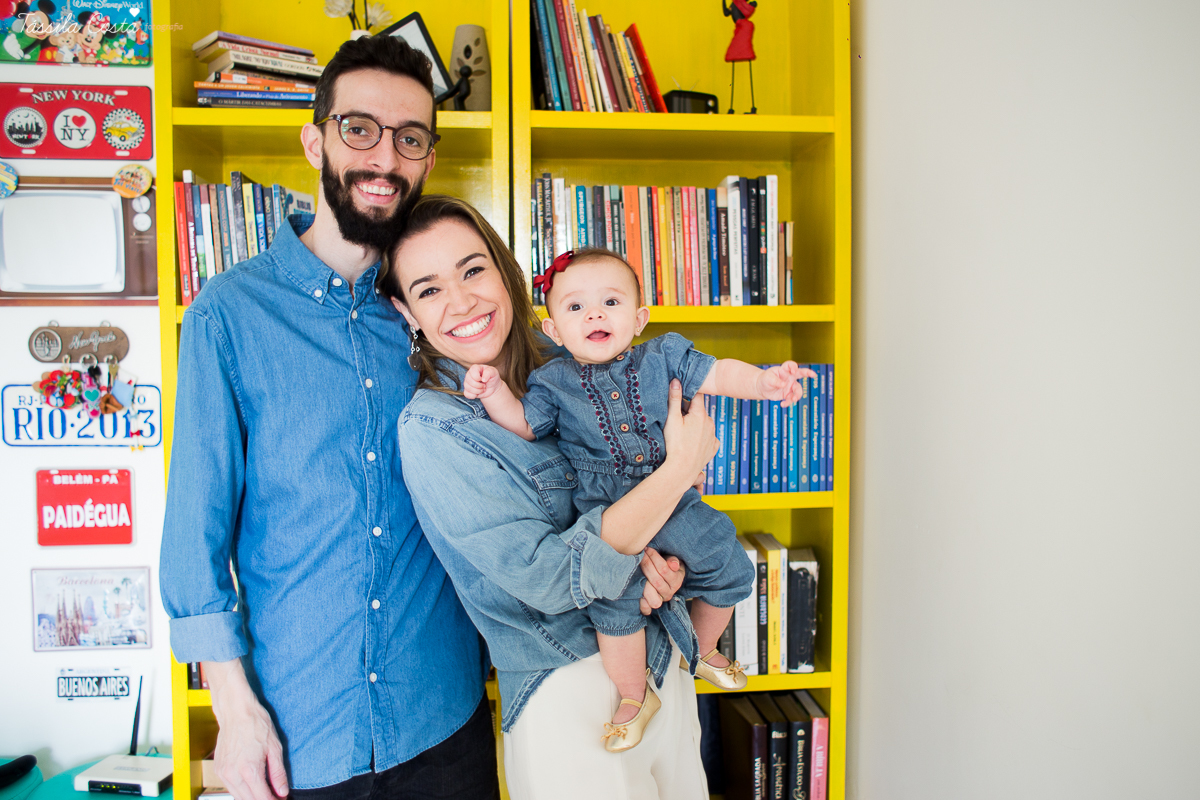 ensaio lifestyle, tassila costa fotografia, fotos feitas em casa, carol cata, Pr Tiago Cata, Praia da Costa, Primeira Igreja Batista da Praia da Costa, ensaio fotográfico feito em casa