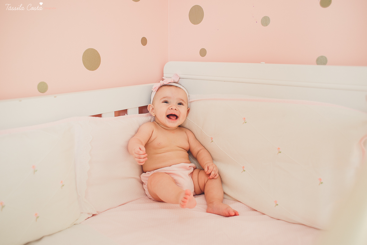 ensaio lifestyle, tassila costa fotografia, fotos feitas em casa, carol cata, Pr Tiago Cata, Praia da Costa, Primeira Igreja Batista da Praia da Costa, ensaio fotográfico feito em casa