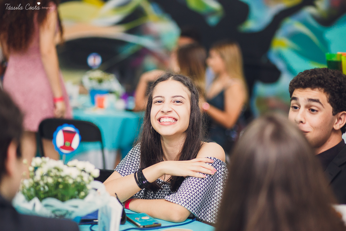 CAROL FEZ 15 ANOS, tema da decoração da festa de 15 anos Alice no País das Maravilhas, Cerimonial bom na Praia de Itaparica, Bolha Fest, festa em Vila Velha ES, Tássila Costa ES