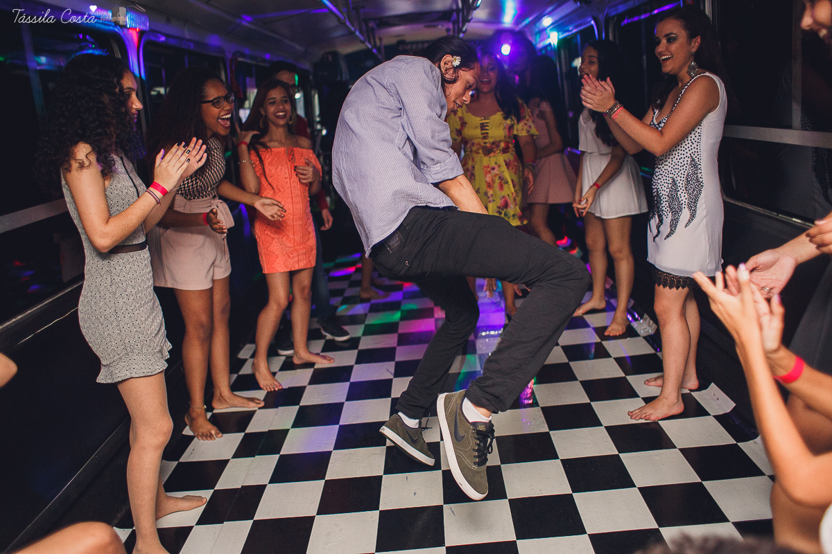 CAROL FEZ 15 ANOS, tema da decoração da festa de 15 anos Alice no País das Maravilhas, Cerimonial bom na Praia de Itaparica, Bolha Fest, festa em Vila Velha ES, Tássila Costa ES