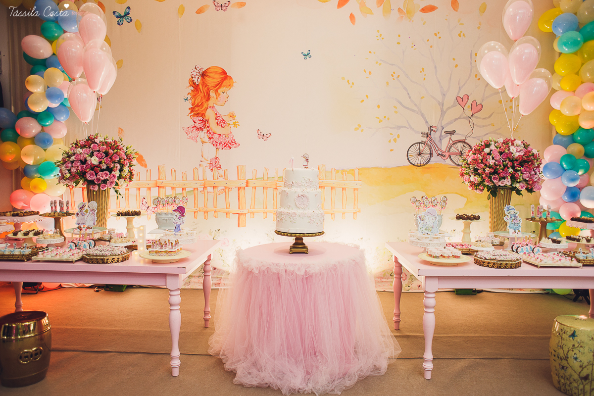 aniversário de 1 ano no cerimonial O Mais Legal, que fica no Bairro de Fátima em Vitória, festa de menina com um tema diferente, antonella fez 1 ano, fotos de festa infantil em vitória ES, fotógrafo especializado em festa infantil, mamães festeiras do ES,