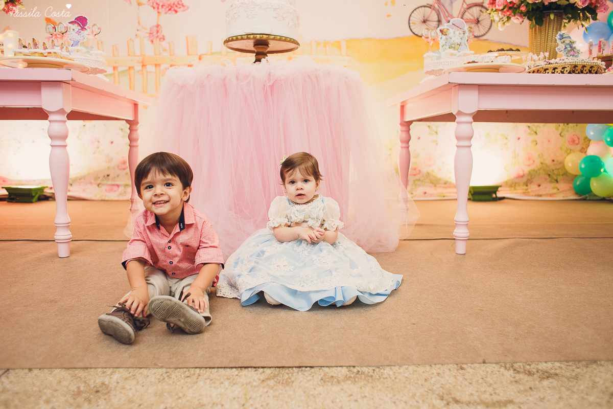 aniversário de 1 ano no cerimonial O Mais Legal, que fica no Bairro de Fátima em Vitória, festa de menina com um tema diferente, antonella fez 1 ano, fotos de festa infantil em vitória ES, fotógrafo especializado em festa infantil, mamães festeiras do ES,