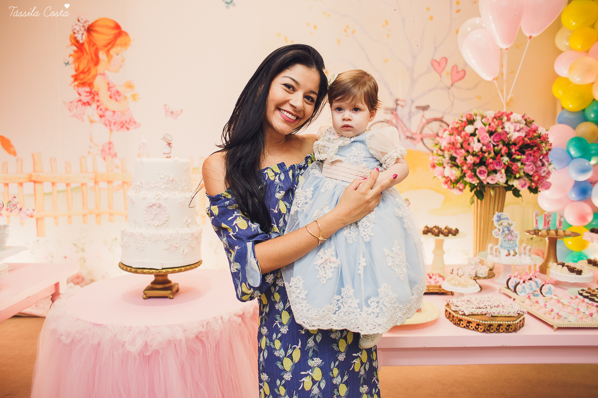 aniversário de 1 ano no cerimonial O Mais Legal, que fica no Bairro de Fátima em Vitória, festa de menina com um tema diferente, antonella fez 1 ano, fotos de festa infantil em vitória ES, fotógrafo especializado em festa infantil, mamães festeiras do ES,