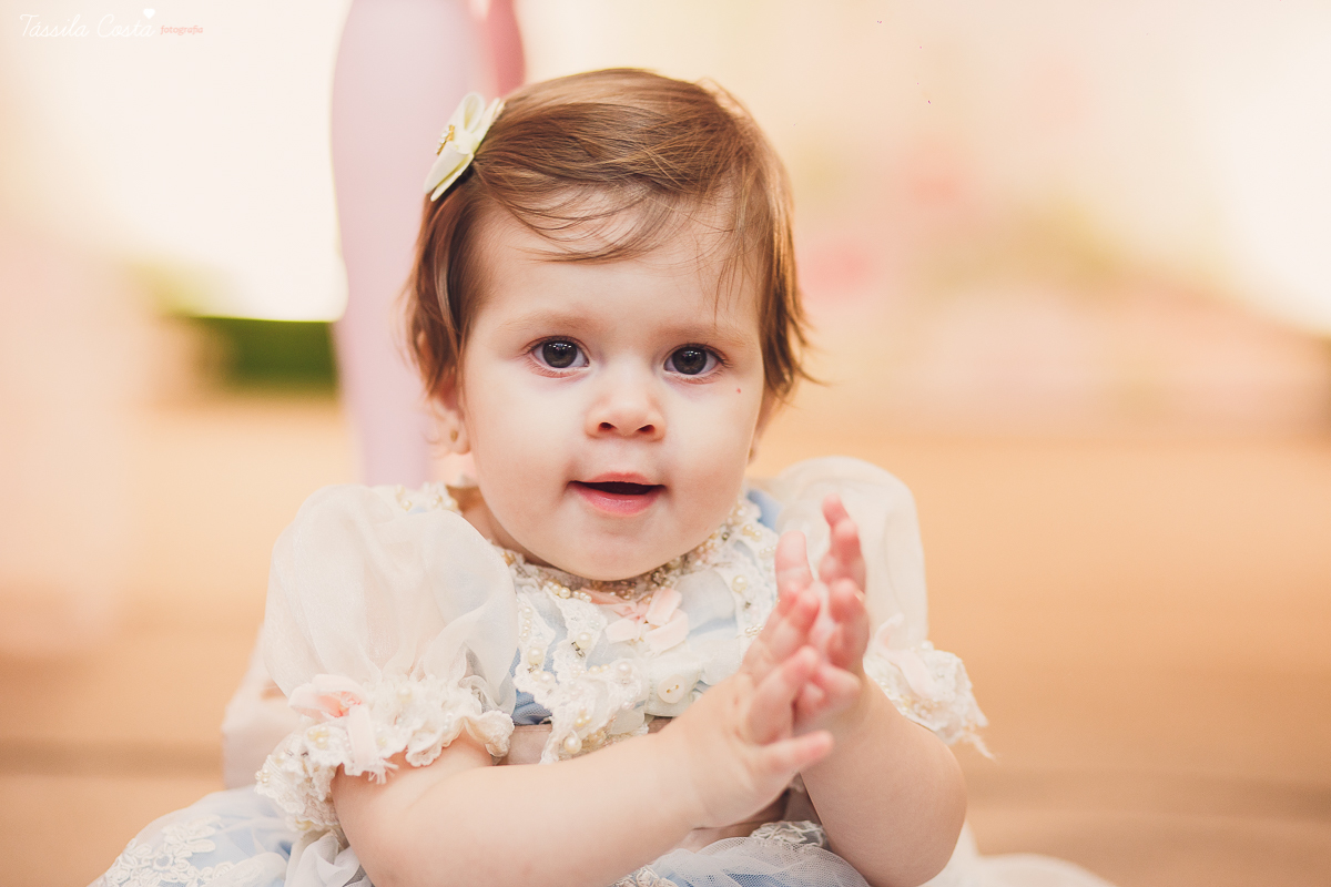 aniversário de 1 ano no cerimonial O Mais Legal, que fica no Bairro de Fátima em Vitória, festa de menina com um tema diferente, antonella fez 1 ano, fotos de festa infantil em vitória ES, fotógrafo especializado em festa infantil, mamães festeiras do ES,
