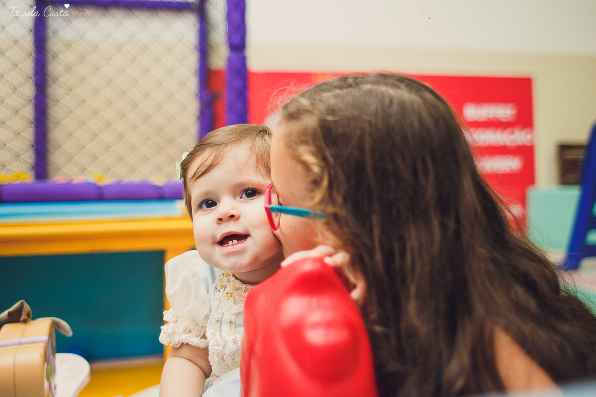 aniversário de 1 ano no cerimonial O Mais Legal, que fica no Bairro de Fátima em Vitória, festa de menina com um tema diferente, antonella fez 1 ano, fotos de festa infantil em vitória ES, fotógrafo especializado em festa infantil, mamães festeiras do ES,