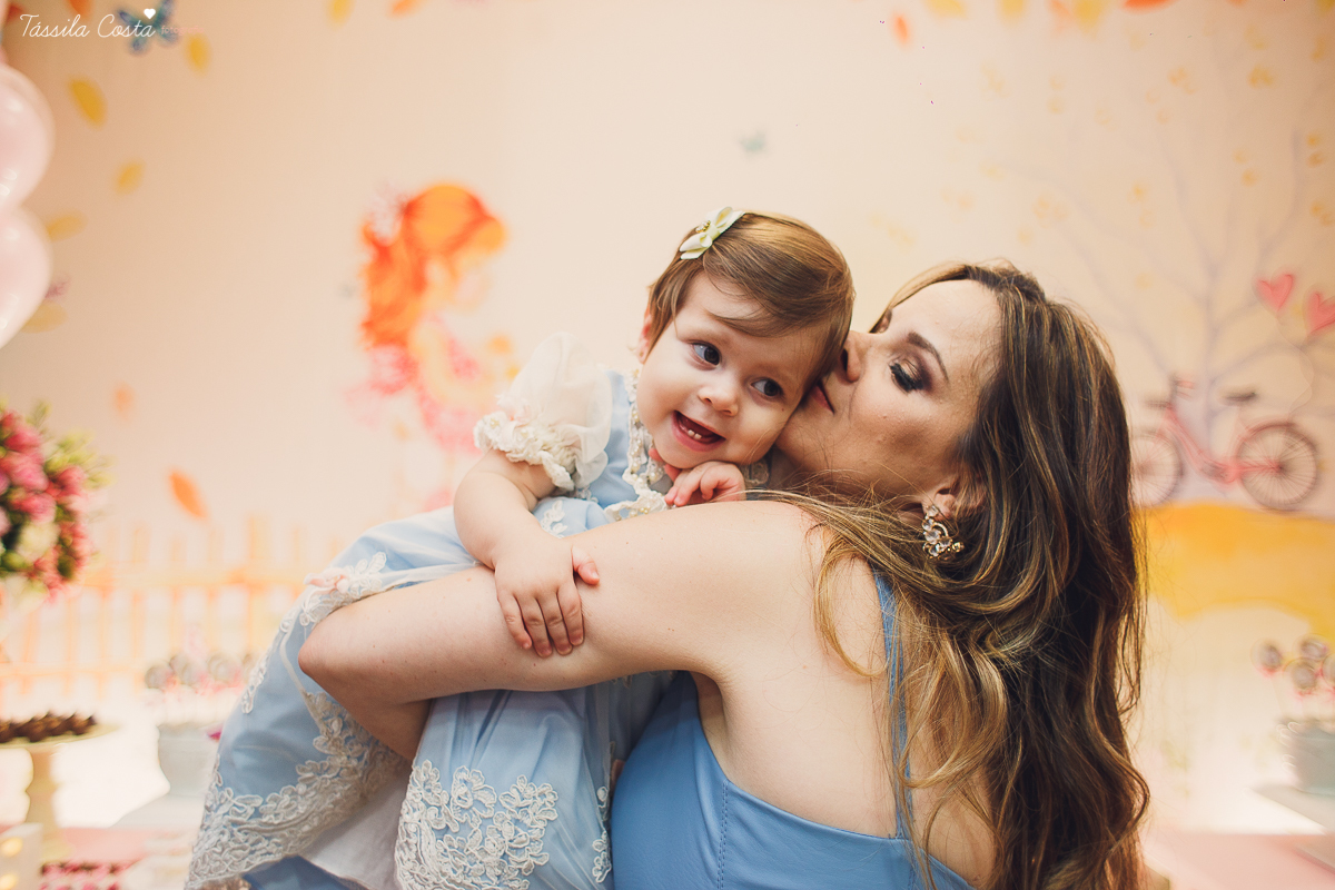 aniversário de 1 ano no cerimonial O Mais Legal, que fica no Bairro de Fátima em Vitória, festa de menina com um tema diferente, antonella fez 1 ano, fotos de festa infantil em vitória ES, fotógrafo especializado em festa infantil, mamães festeiras do ES,