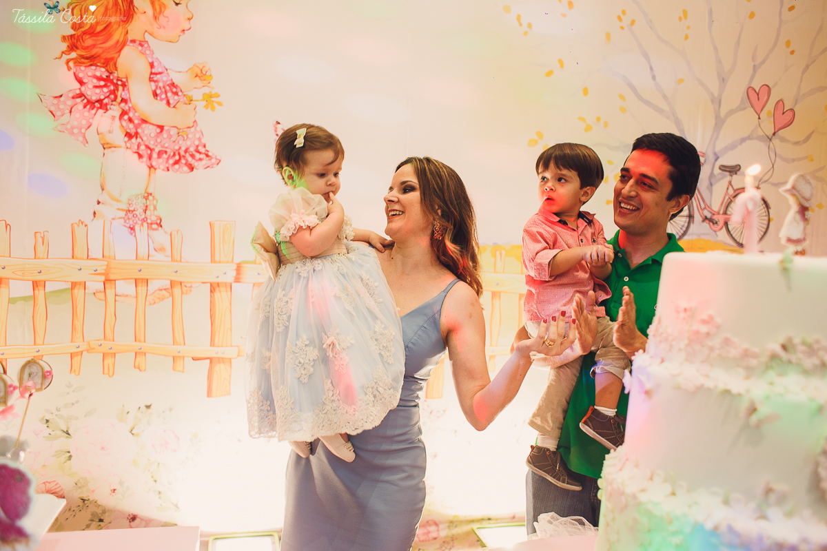 aniversário de 1 ano no cerimonial O Mais Legal, que fica no Bairro de Fátima em Vitória, festa de menina com um tema diferente, antonella fez 1 ano, fotos de festa infantil em vitória ES, fotógrafo especializado em festa infantil, mamães festeiras do ES,