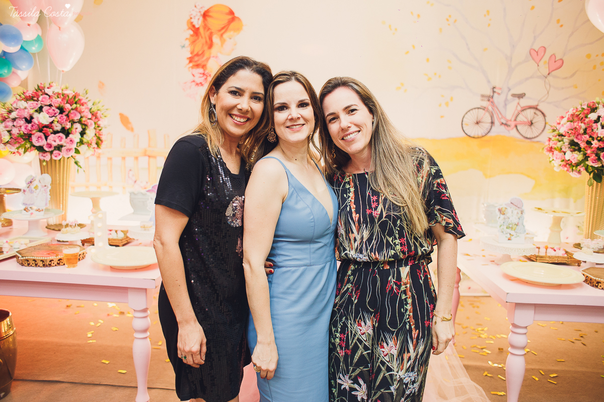 aniversário de 1 ano no cerimonial O Mais Legal, que fica no Bairro de Fátima em Vitória, festa de menina com um tema diferente, antonella fez 1 ano, fotos de festa infantil em vitória ES, fotógrafo especializado em festa infantil, mamães festeiras do ES,