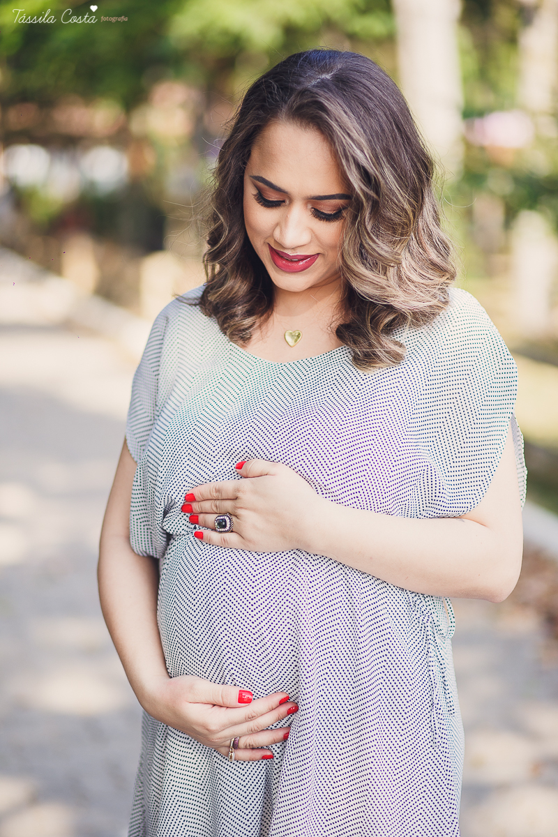 acompanhamento gestacional feito em Vitória, ES, família linda, mãe de dois, fotos de grávida, fotos no Parque Botânico da Vale, ES, Tássila Costa