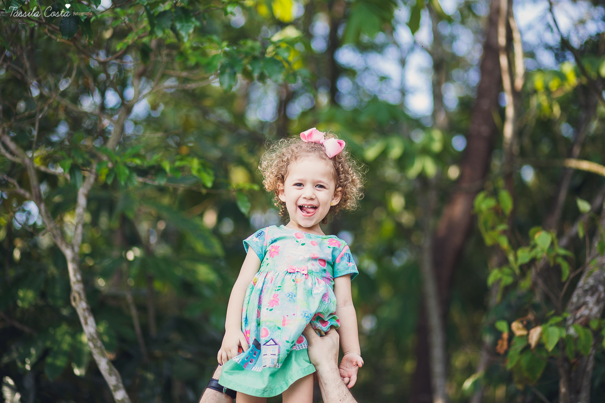 acompanhamento gestacional feito em Vitória, ES, família linda, mãe de dois, fotos de grávida, fotos no Parque Botânico da Vale, ES, Tássila Costa