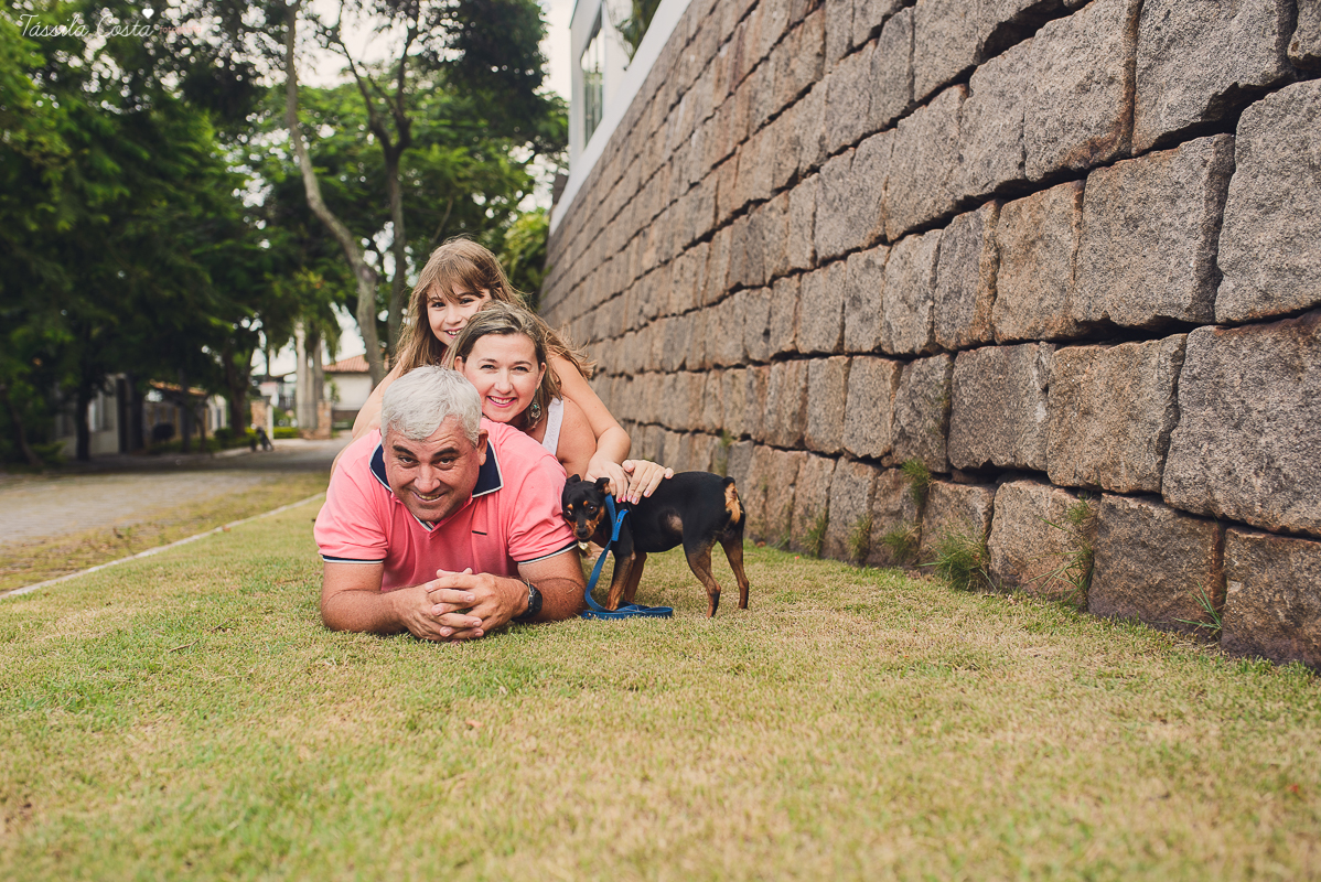 book de menina, 10 anos, foto da gabi, foto em vitoria, foto de familia, ensaio de familia, ensaio de casal, foto de casal, fotos de gestante na ilha do frade, cachorrinho no ensaio, ensaio externo, ensaio externo no es, fotografo de casamento, fotografo 