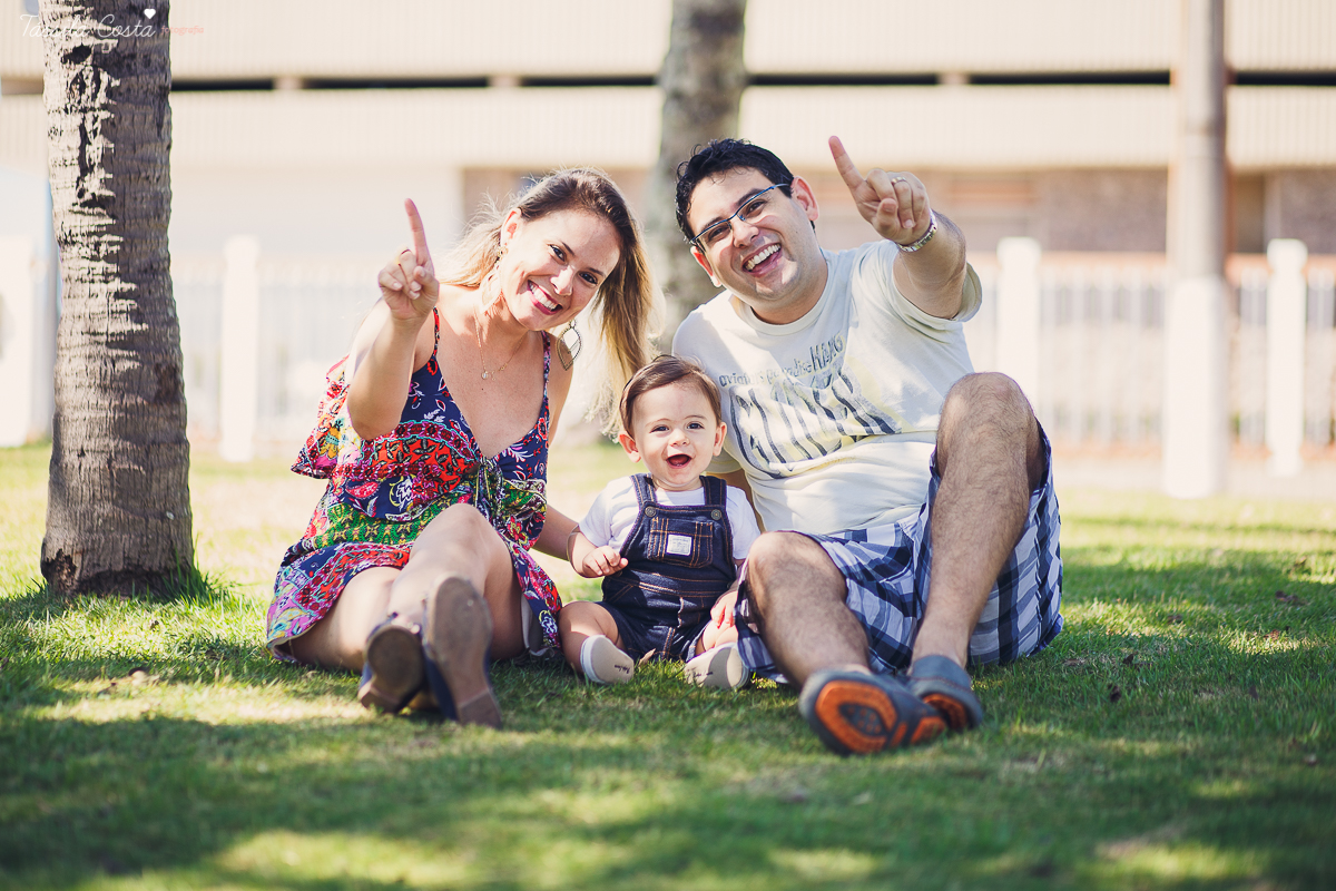tassila costa, tassila fotografia, tassila costa fotografia, tassilacfotografia, ensaio do arthur, ensaio pre aniversario, ilha do frade, espirito santo, foto de familia, bebe lindo, bebe fotogenico, foto linda, amores, pai e mae, fotos lindas, ensaio ext