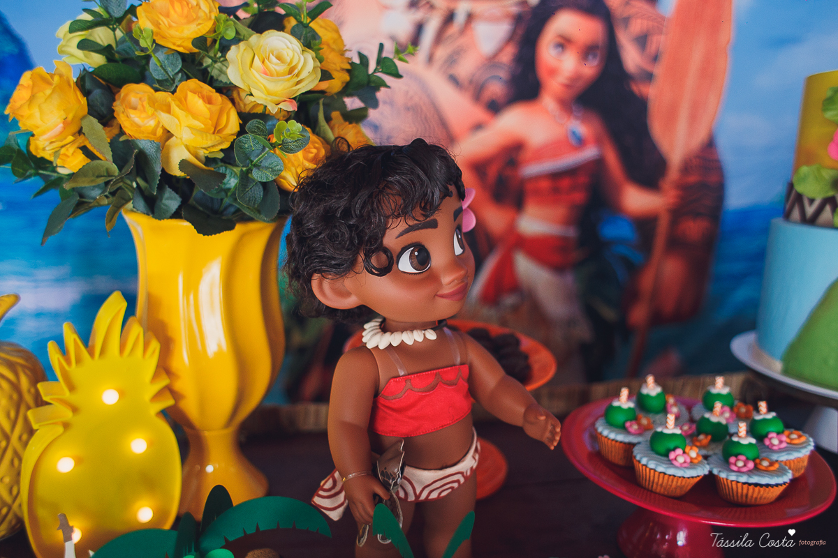 festa da Moana, mariana 4 anos, festa feita na creche, só para amigos, festa intimista, decoração super linda da Moana, festa de menina, filme da Moana, tássila costa, fotografia de festa infantil, festa infantil em Vitória, aniversário maravilhoso