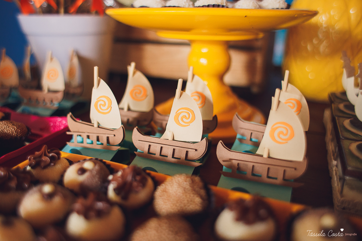 festa da Moana, mariana 4 anos, festa feita na creche, só para amigos, festa intimista, decoração super linda da Moana, festa de menina, filme da Moana, tássila costa, fotografia de festa infantil, festa infantil em Vitória, aniversário maravilhoso