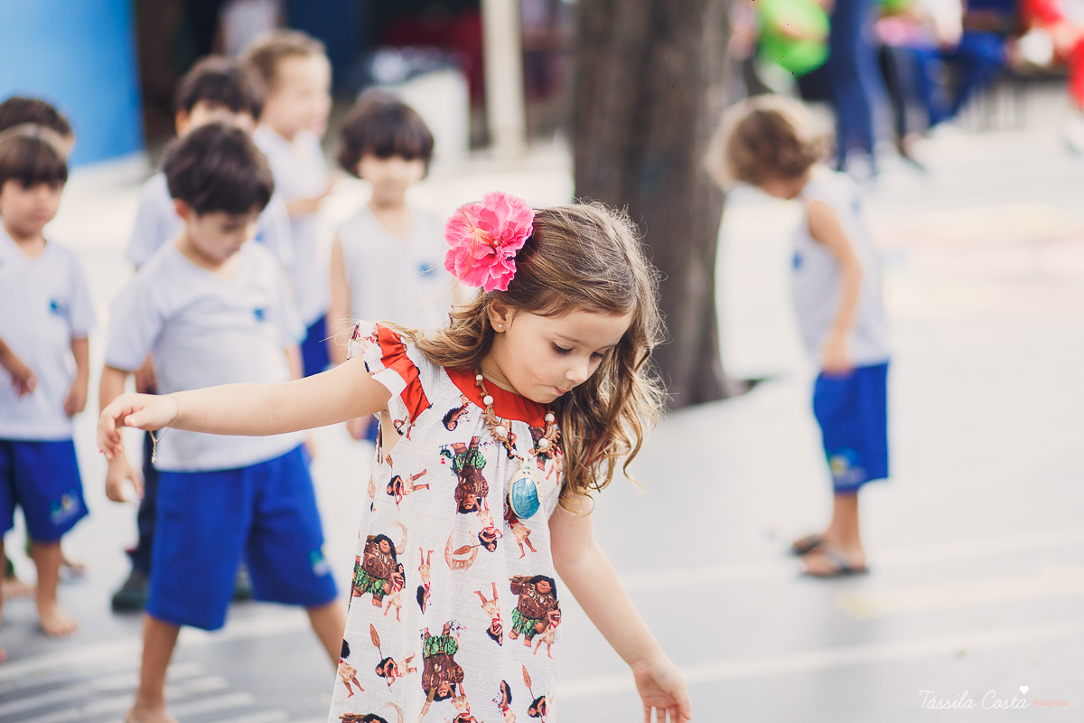 festa da Moana, mariana 4 anos, festa feita na creche, só para amigos, festa intimista, decoração super linda da Moana, festa de menina, filme da Moana, tássila costa, fotografia de festa infantil, festa infantil em Vitória, aniversário maravilhoso