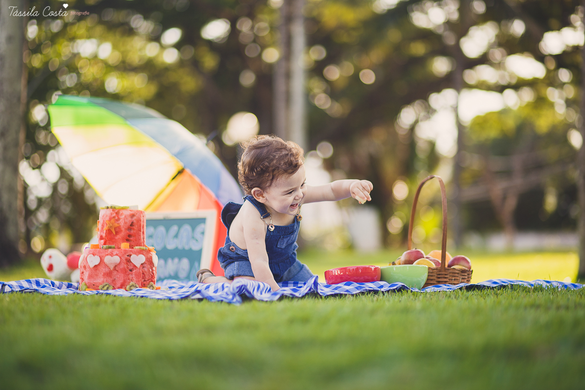 smash the fruit, bebe lindo, bebe feliz, tassila costa, tassila fotografia, tassila costa fotografia, tassilacfotografia, ensaio do nicolas, ensaio pre aniversario, ilha do frade, espirito santo, foto de familia, bebe lindo, bebe fotogenico, foto linda, a