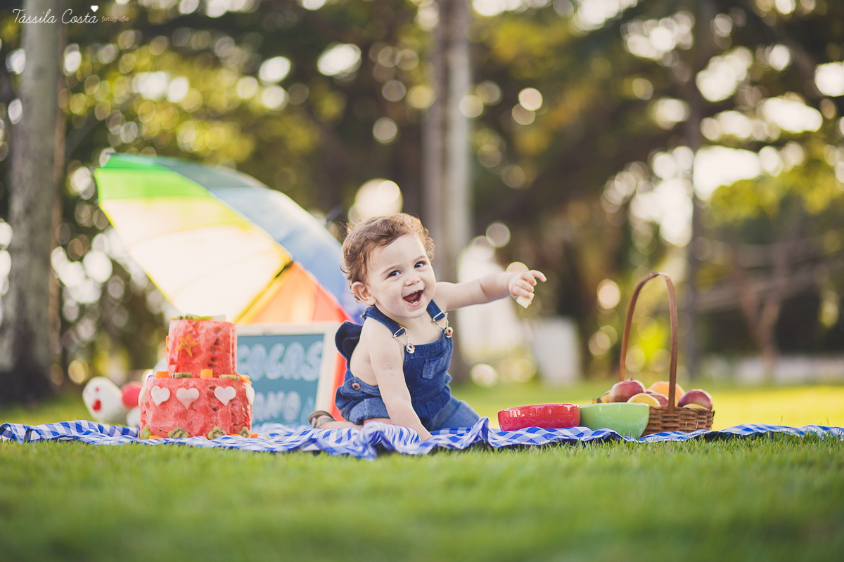 smash the fruit, bebe lindo, bebe feliz, tassila costa, tassila fotografia, tassila costa fotografia, tassilacfotografia, ensaio do nicolas, ensaio pre aniversario, ilha do frade, espirito santo, foto de familia, bebe lindo, bebe fotogenico, foto linda, a