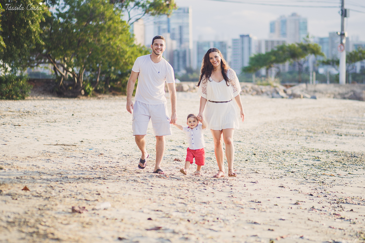 smash the fruit, bebe lindo, bebe feliz, tassila costa, tassila fotografia, tassila costa fotografia, tassilacfotografia, ensaio do nicolas, ensaio pre aniversario, ilha do frade, espirito santo, foto de familia, bebe lindo, bebe fotogenico, foto linda, a
