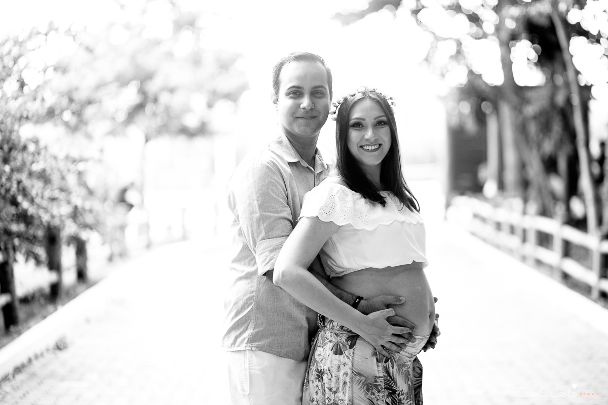 fotos de grávida feitas em casa, fotógrafa de ensaio gestante em VItória ES, fotos de grávida de lingerie, mãe de menino, ensaio fotográfico feito em casa, ensaio lifestyle, tássila costa fotografia