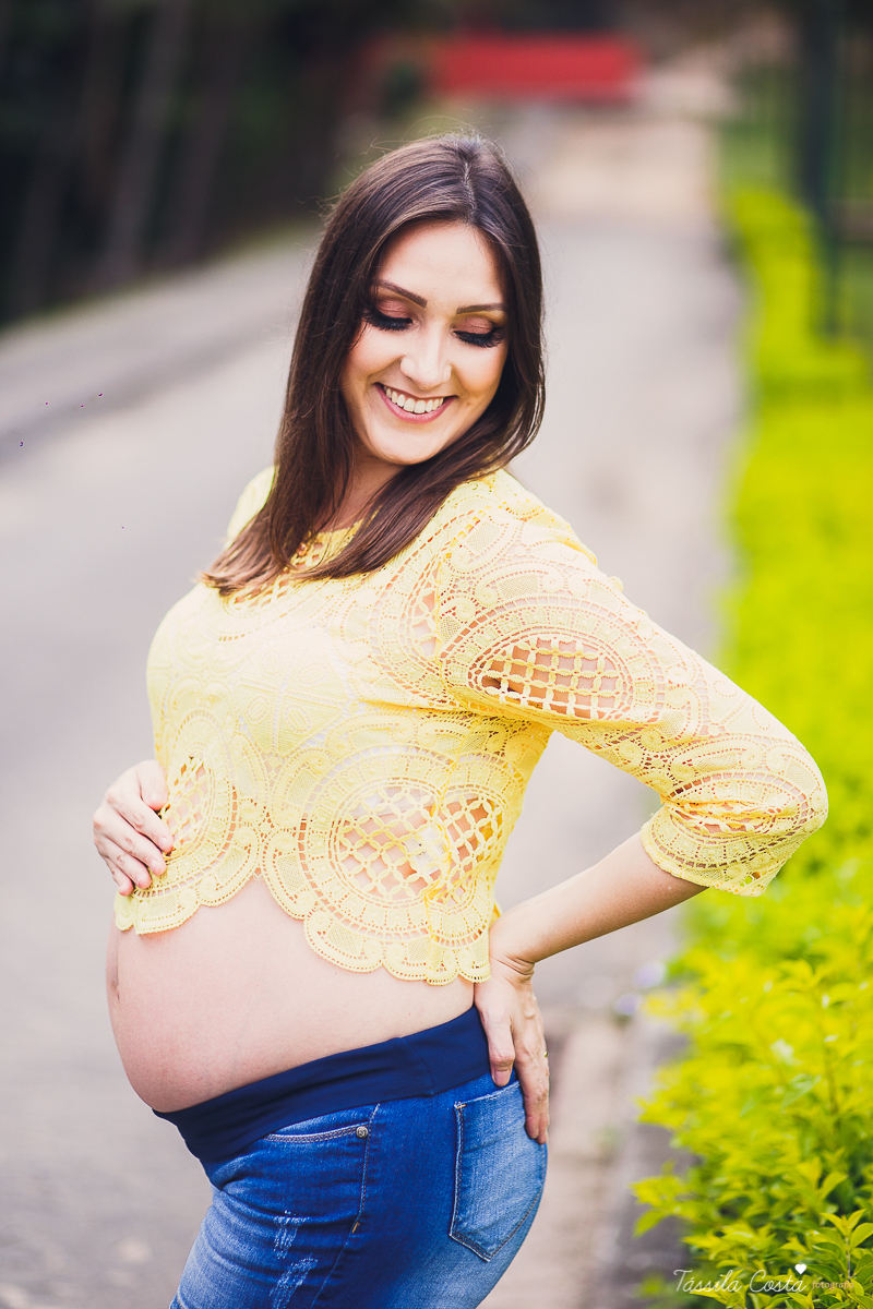 fotos de grávida feitas em casa, fotógrafa de ensaio gestante em VItória ES, fotos de grávida de lingerie, mãe de menino, ensaio fotográfico feito em casa, ensaio lifestyle, tássila costa fotografia