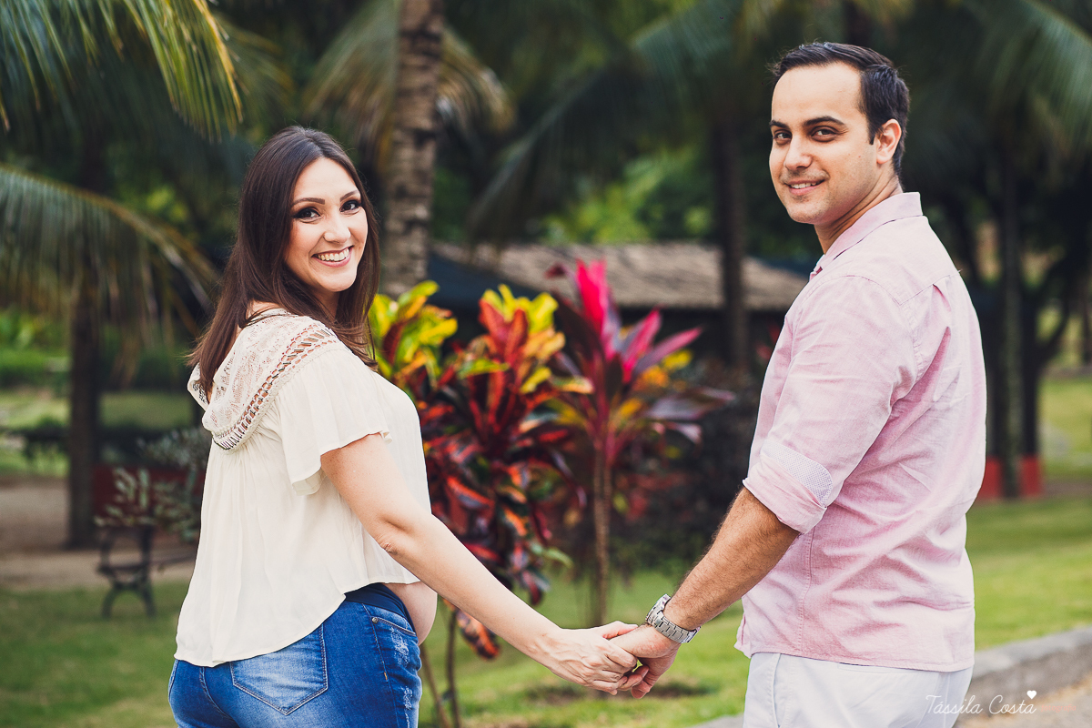 fotos de grávida feitas em casa, fotógrafa de ensaio gestante em VItória ES, fotos de grávida de lingerie, mãe de menino, ensaio fotográfico feito em casa, ensaio lifestyle, tássila costa fotografia