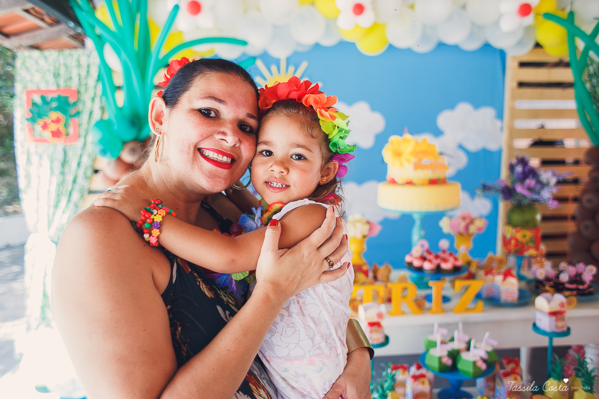 aniversario infantil no clube alvares cabral, beatriz 3 anos, aniversario de menina, bia 3 anos, vitoria es, em frente ao senac, tassila costa fotografia