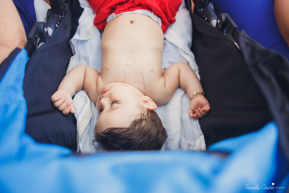 festa simples no tema São Paulo, convidados uniformizados com camisa de time na festa, aniversário simples no prédio, churrasco com amigos, churrasco oara aniversário de 1 ano, fotografia infantil, desconto em fotografia infantil em Vila Velha, fotógrafo