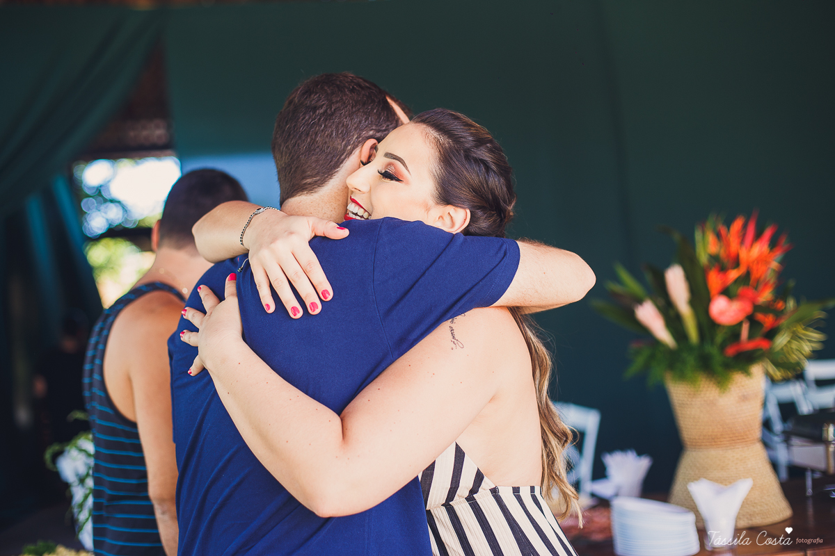 Médica Joana Oliveira, aniversário com amigos, churrasco de aniversário, churrasco durante o dia, decoração by Camila Sarmento
