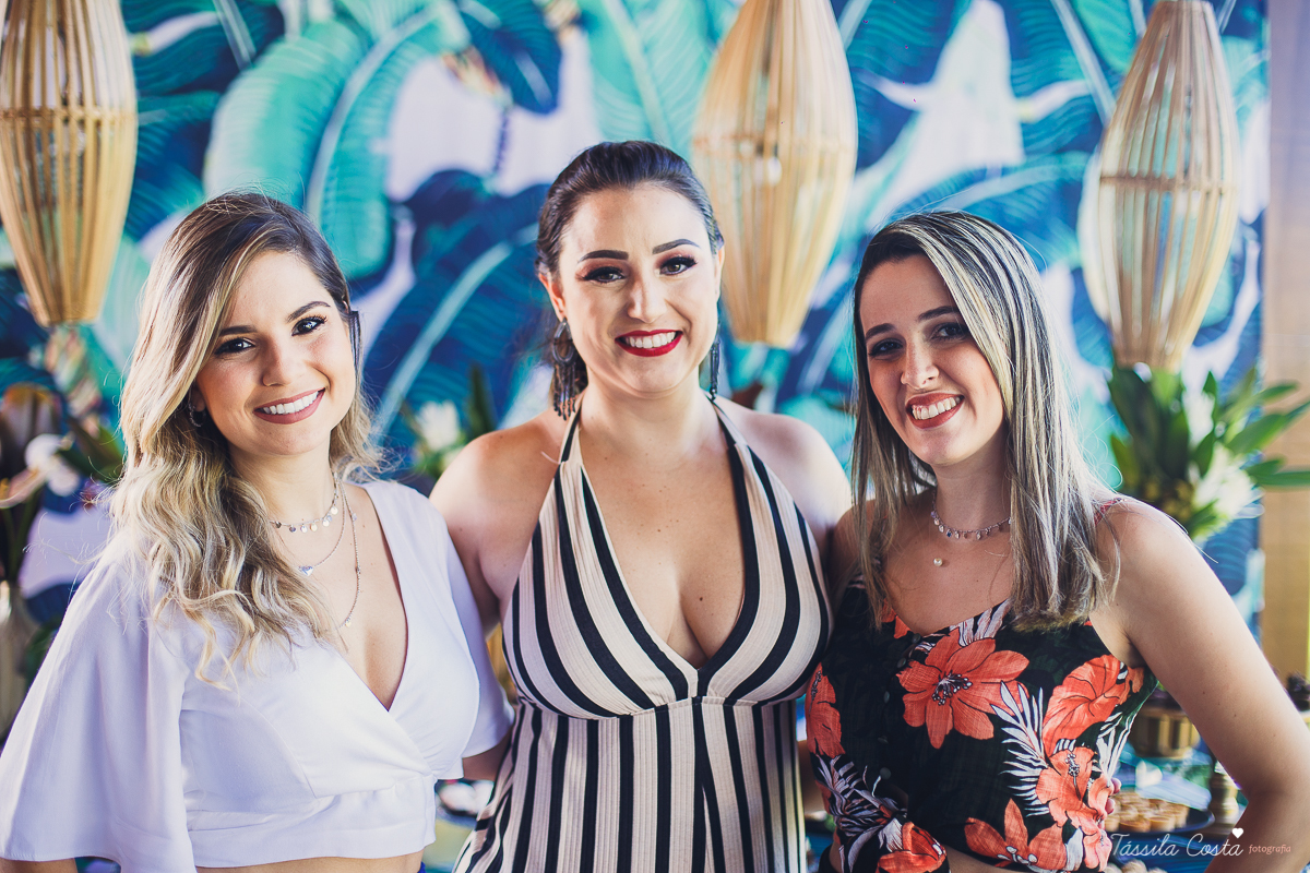 Médica Joana Oliveira, aniversário com amigos, churrasco de aniversário, churrasco durante o dia, decoração by Camila Sarmento