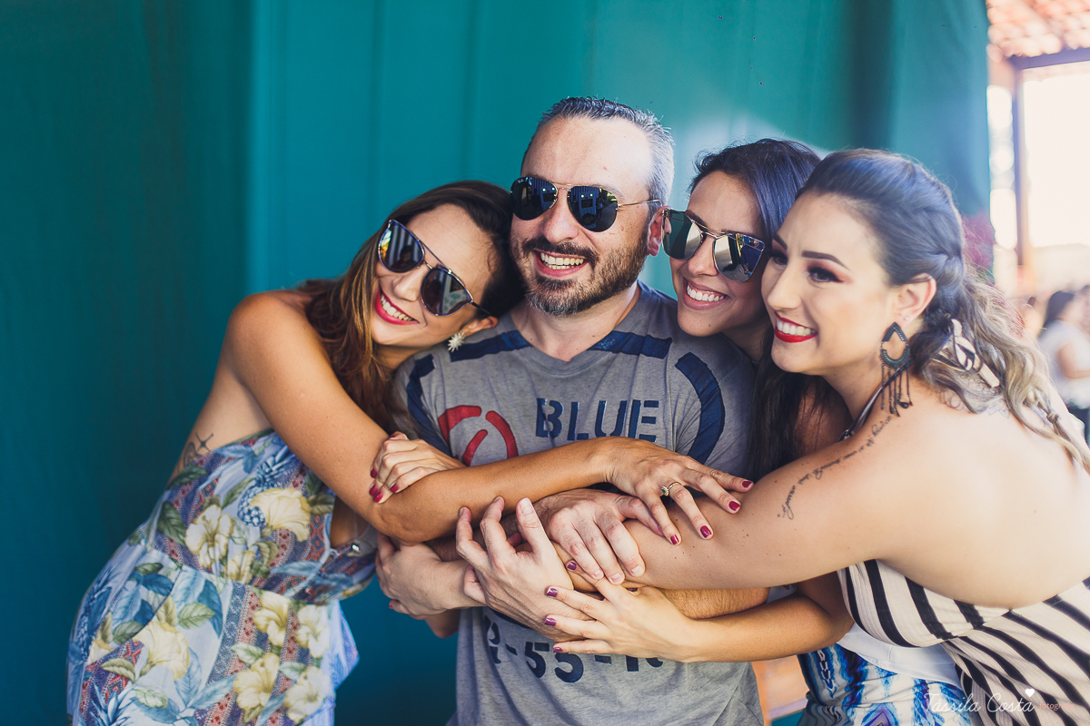 Médica Joana Oliveira, aniversário com amigos, churrasco de aniversário, churrasco durante o dia, decoração by Camila Sarmento