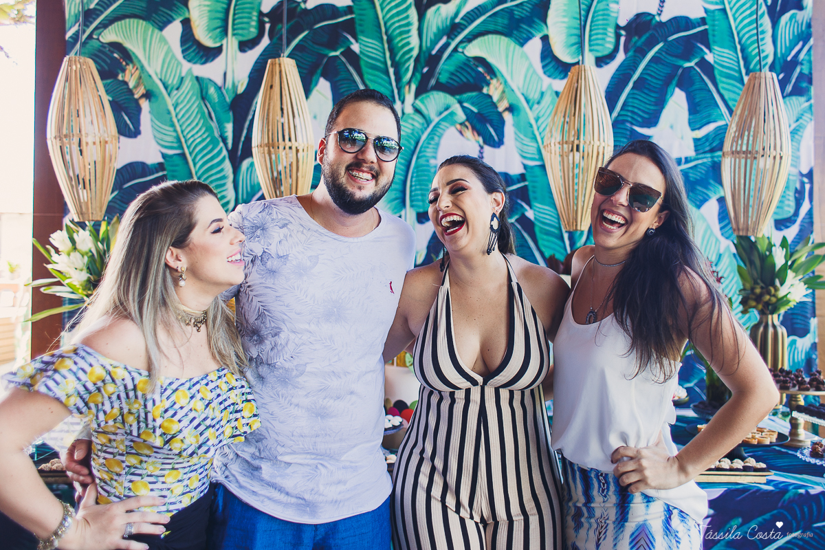 Médica Joana Oliveira, aniversário com amigos, churrasco de aniversário, churrasco durante o dia, decoração by Camila Sarmento