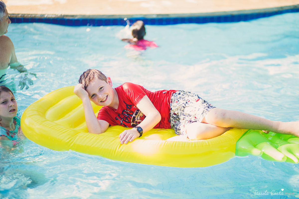 Médica Joana Oliveira, aniversário com amigos, churrasco de aniversário, churrasco durante o dia, decoração by Camila Sarmento