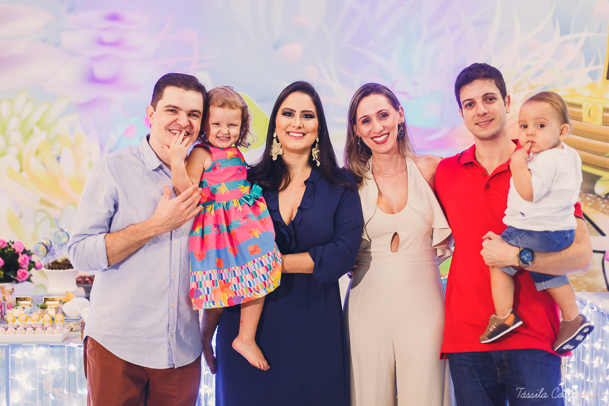 muitas crianças lindas, looks infantis para aniversário, decoração Giovana Xic Baloon, Gabriela Fardin e Falipe, filha única, mundo rosa, decoração nos sonhos em vitória ES