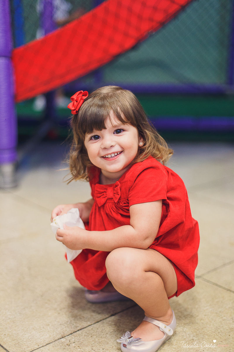 muitas crianças lindas, looks infantis para aniversário, decoração Giovana Xic Baloon, Gabriela Fardin e Falipe, filha única, mundo rosa, decoração nos sonhos em vitória ES