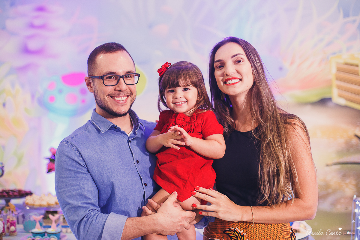 muitas crianças lindas, looks infantis para aniversário, decoração Giovana Xic Baloon, Gabriela Fardin e Falipe, filha única, mundo rosa, decoração nos sonhos em vitória ES