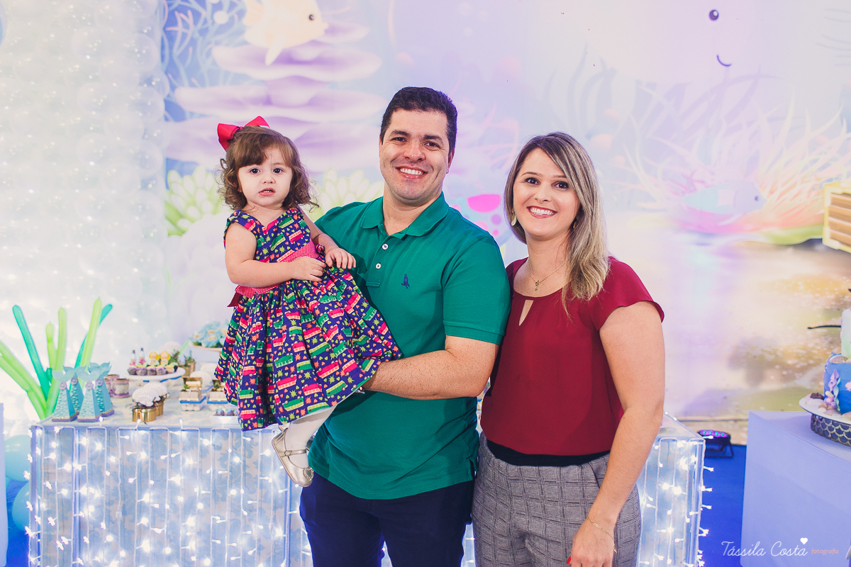 muitas crianças lindas, looks infantis para aniversário, decoração Giovana Xic Baloon, Gabriela Fardin e Falipe, filha única, mundo rosa, decoração nos sonhos em vitória ES