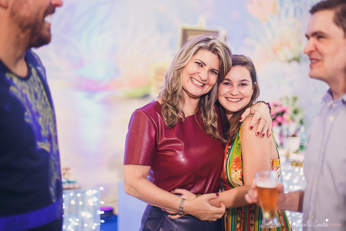 muitas crianças lindas, looks infantis para aniversário, decoração Giovana Xic Baloon, Gabriela Fardin e Falipe, filha única, mundo rosa, decoração nos sonhos em vitória ES