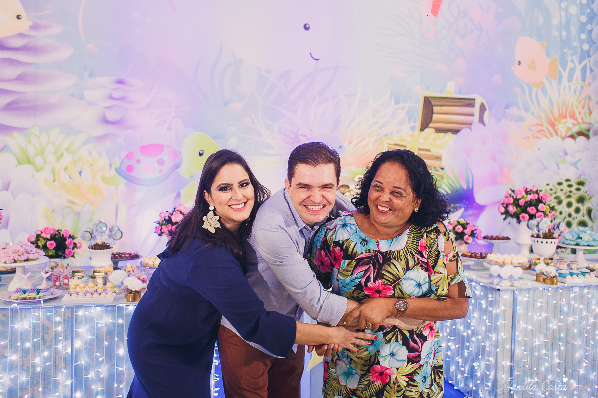 muitas crianças lindas, looks infantis para aniversário, decoração Giovana Xic Baloon, Gabriela Fardin e Falipe, filha única, mundo rosa, decoração nos sonhos em vitória ES