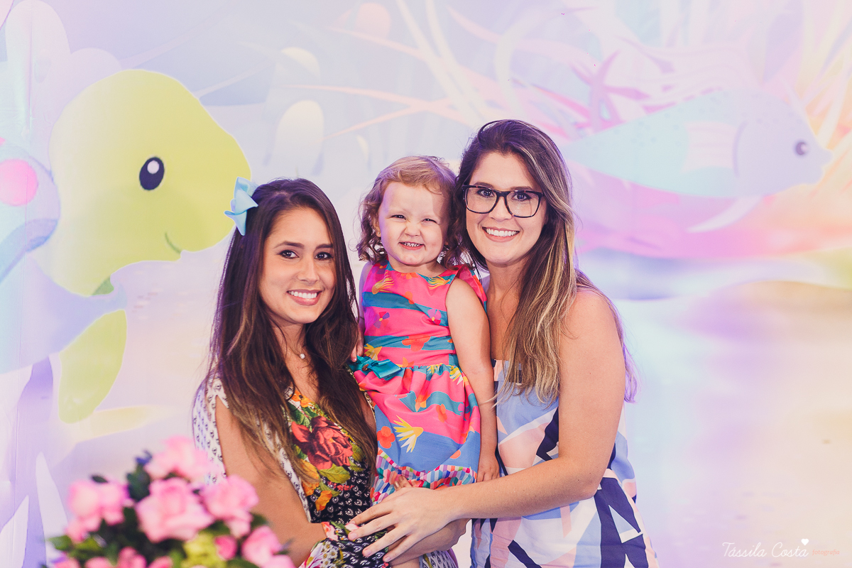 muitas crianças lindas, looks infantis para aniversário, decoração Giovana Xic Baloon, Gabriela Fardin e Falipe, filha única, mundo rosa, decoração nos sonhos em vitória ES