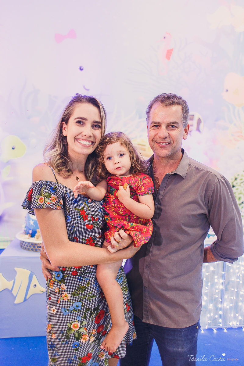muitas crianças lindas, looks infantis para aniversário, decoração Giovana Xic Baloon, Gabriela Fardin e Falipe, filha única, mundo rosa, decoração nos sonhos em vitória ES
