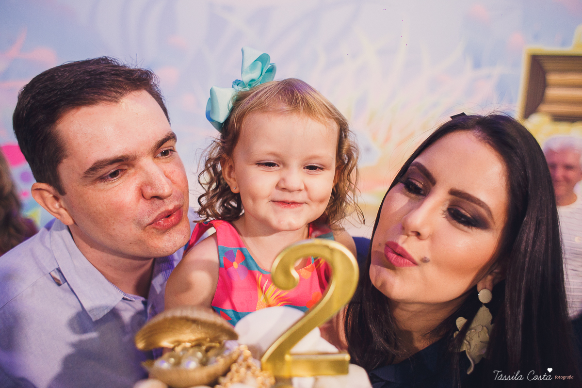 muitas crianças lindas, looks infantis para aniversário, decoração Giovana Xic Baloon, Gabriela Fardin e Falipe, filha única, mundo rosa, decoração nos sonhos em vitória ES