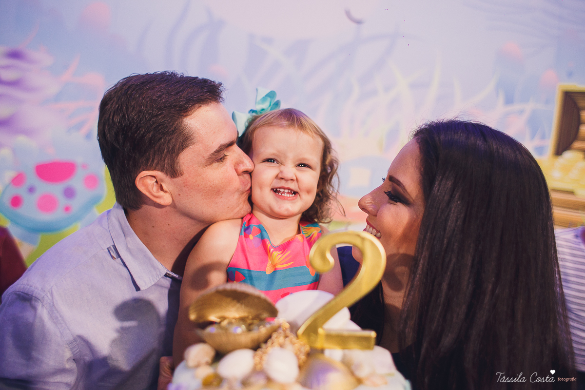 muitas crianças lindas, looks infantis para aniversário, decoração Giovana Xic Baloon, Gabriela Fardin e Falipe, filha única, mundo rosa, decoração nos sonhos em vitória ES