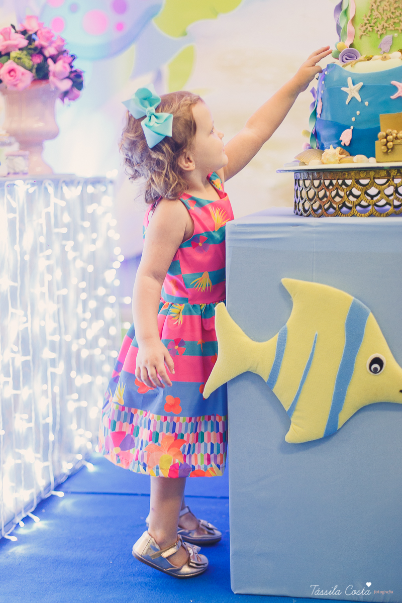 muitas crianças lindas, looks infantis para aniversário, decoração Giovana Xic Baloon, Gabriela Fardin e Falipe, filha única, mundo rosa, decoração nos sonhos em vitória ES