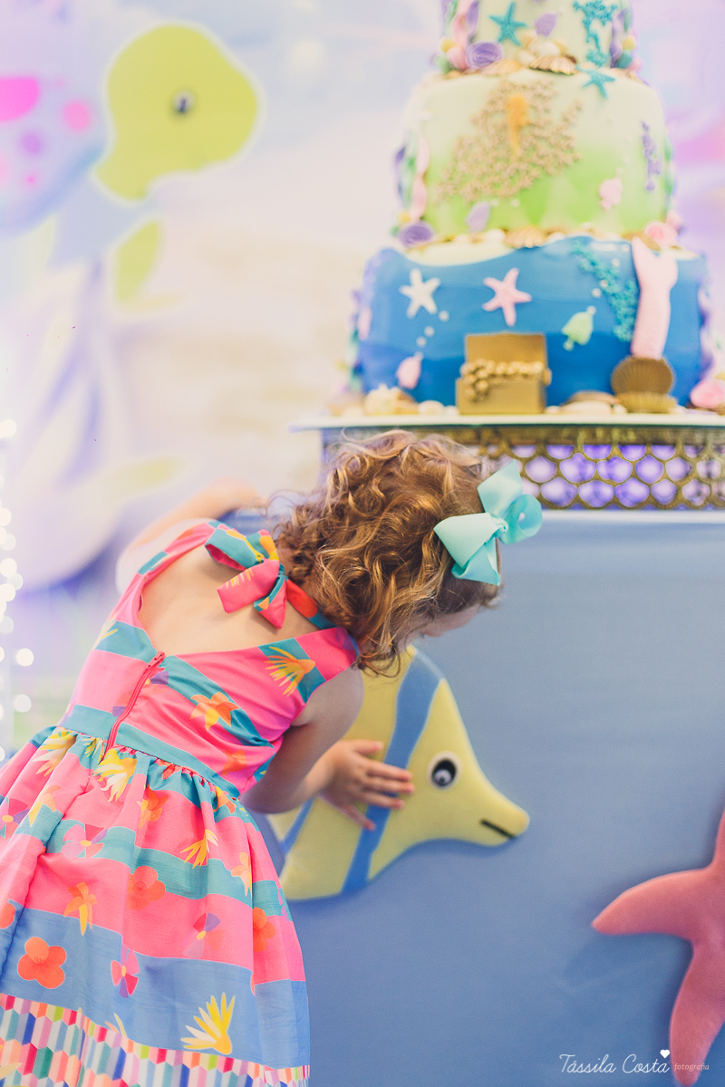 muitas crianças lindas, looks infantis para aniversário, decoração Giovana Xic Baloon, Gabriela Fardin e Falipe, filha única, mundo rosa, decoração nos sonhos em vitória ES