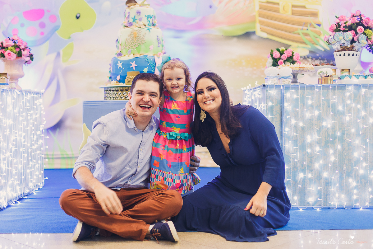 muitas crianças lindas, looks infantis para aniversário, decoração Giovana Xic Baloon, Gabriela Fardin e Falipe, filha única, mundo rosa, decoração nos sonhos em vitória ES