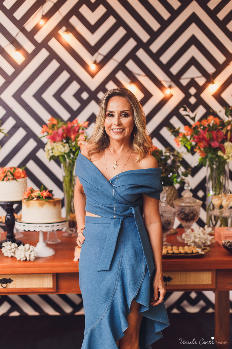 fotos lindas de bodas de coral, festa de 35 anos de casamento, inspiração para bodas de coral, fotografia de casamento em Vila Velha - ES, Praia da Costa, festa linda no prédio da Praia da Costa, Tássila Costa, Zilma e Delcio, Ed. Lausane Praia da Costa