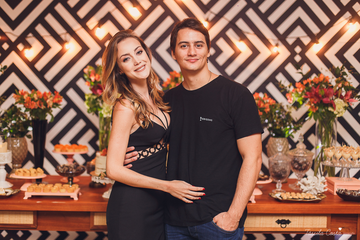 fotos lindas de bodas de coral, festa de 35 anos de casamento, inspiração para bodas de coral, fotografia de casamento em Vila Velha - ES, Praia da Costa, festa linda no prédio da Praia da Costa, Tássila Costa, Zilma e Delcio, Ed. Lausane Praia da Costa