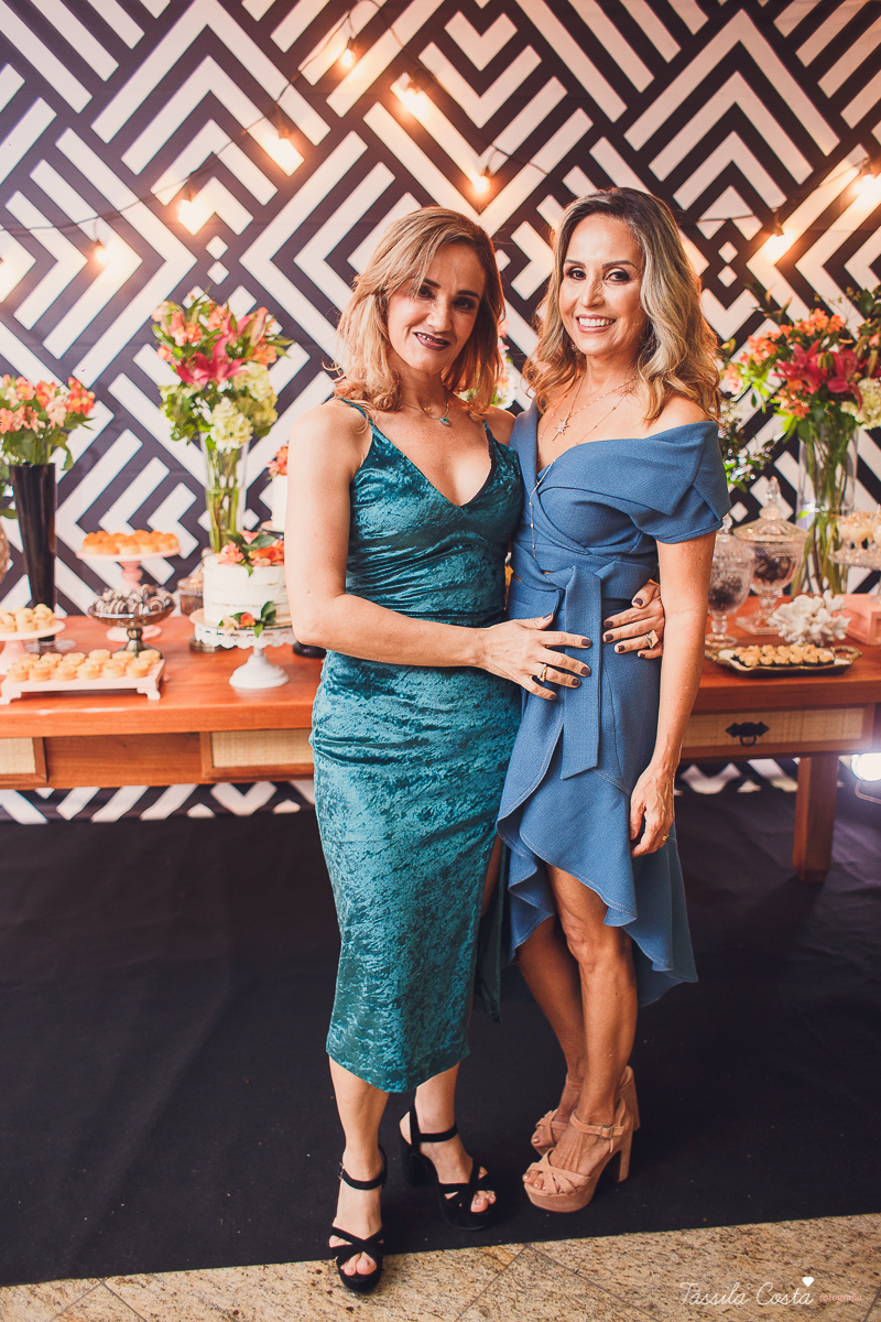 fotos lindas de bodas de coral, festa de 35 anos de casamento, inspiração para bodas de coral, fotografia de casamento em Vila Velha - ES, Praia da Costa, festa linda no prédio da Praia da Costa, Tássila Costa, Zilma e Delcio, Ed. Lausane Praia da Costa