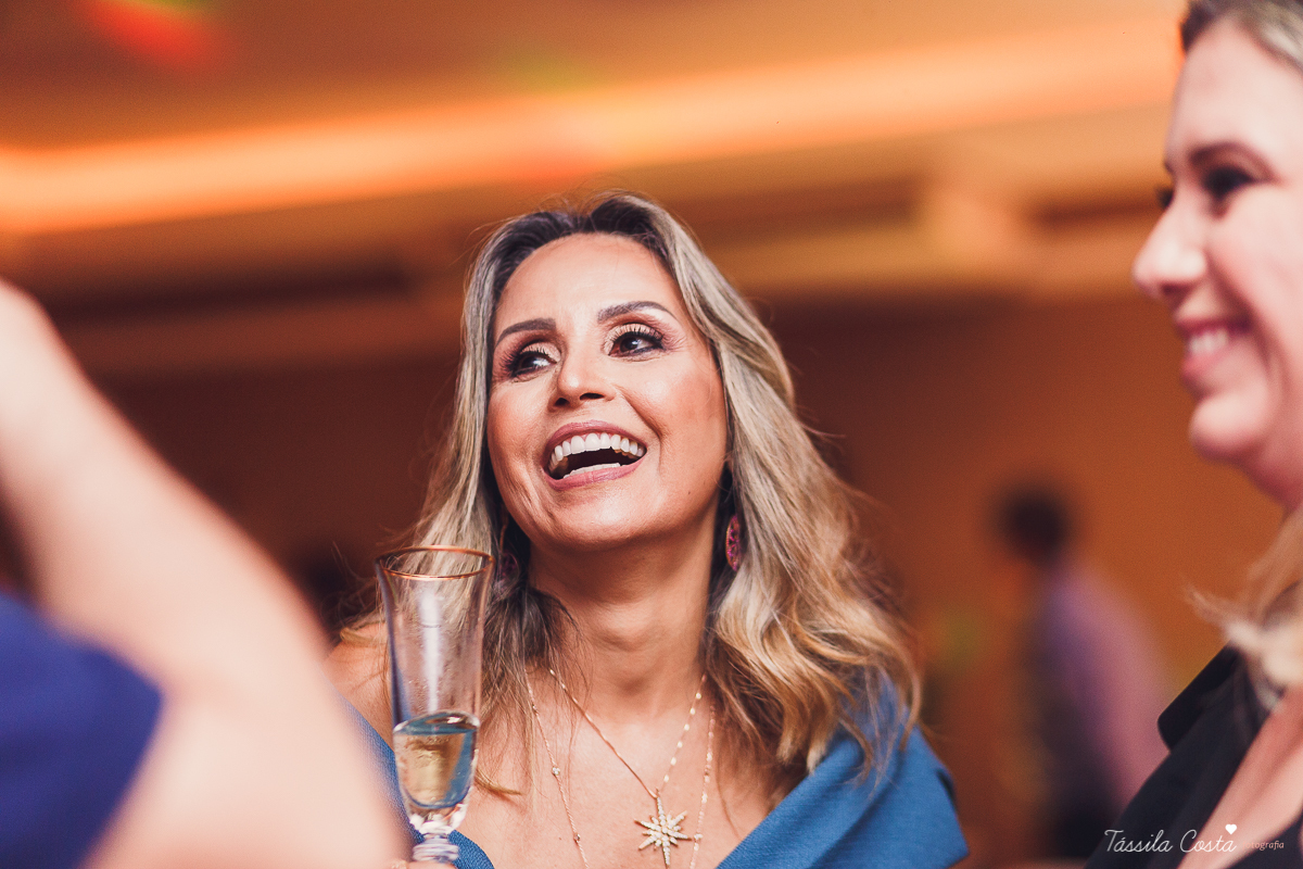 fotos lindas de bodas de coral, festa de 35 anos de casamento, inspiração para bodas de coral, fotografia de casamento em Vila Velha - ES, Praia da Costa, festa linda no prédio da Praia da Costa, Tássila Costa, Zilma e Delcio, Ed. Lausane Praia da Costa